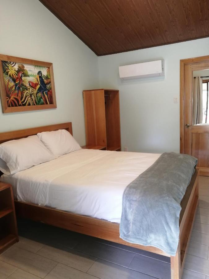 Playa Blanca Macaw Hotel Conte ภายนอก รูปภาพ